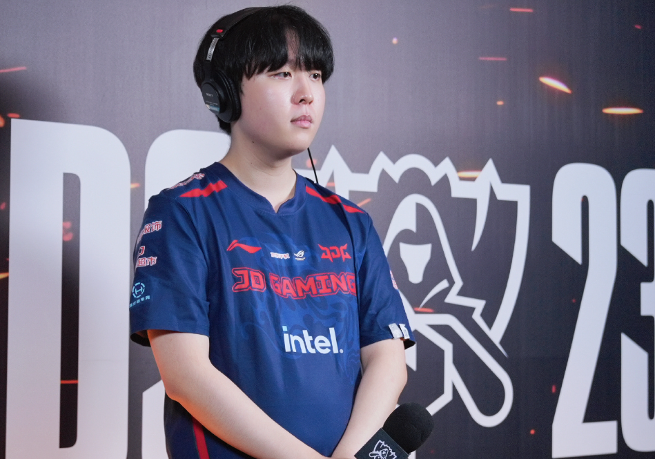 JDG血洗SHR，Kanavi爆发神勇的简单介绍