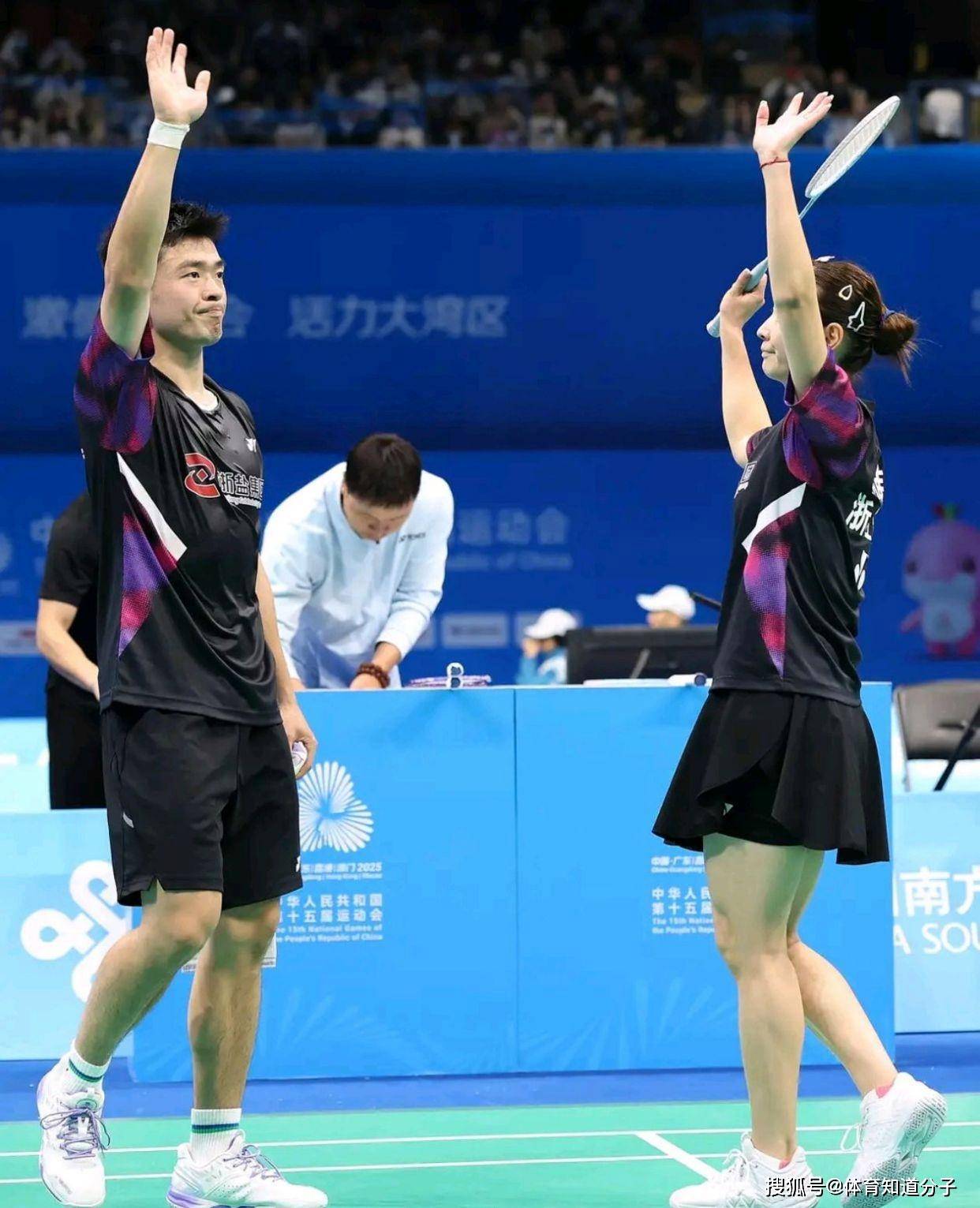 印尼队横扫中国队，郑思维扛起全队