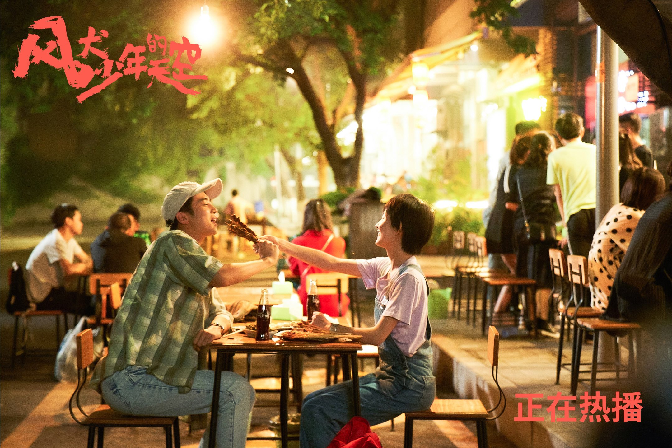 银色闪电撕裂红色幕布！迈凯伦最后三圈绝杀法拉利