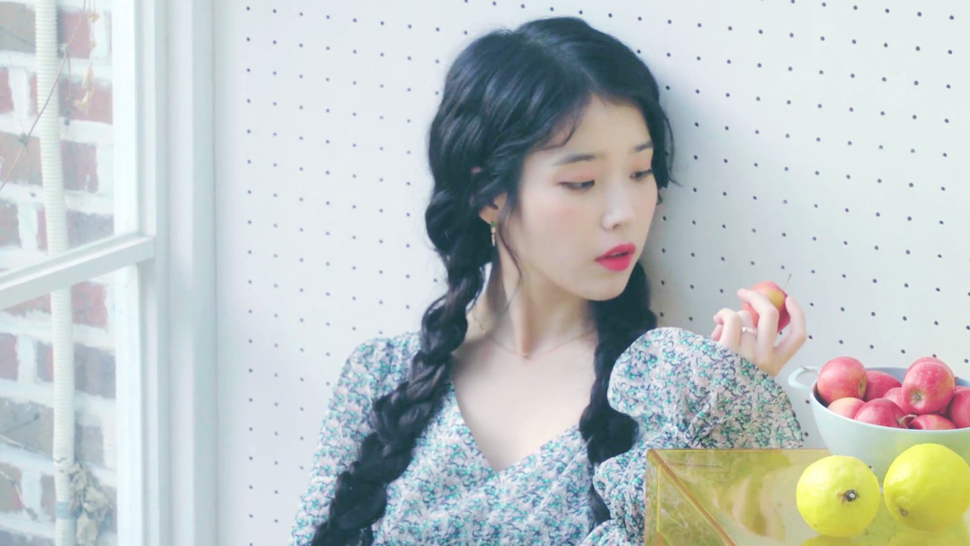 开云sport-双面神迹，当阿斯顿马丁剑指奇迹，拉塞尔引燃赛场魂魄